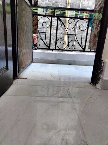 Room in 2 BHK Builder Floor at Lajpat Nagar I – for Rent