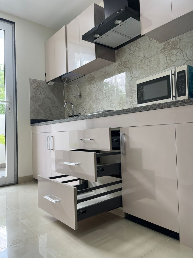 Kitchen, sector 31 1 RK 900 Sq.Ft. Builder Floor In Sector 31 Gurgaon 9674018