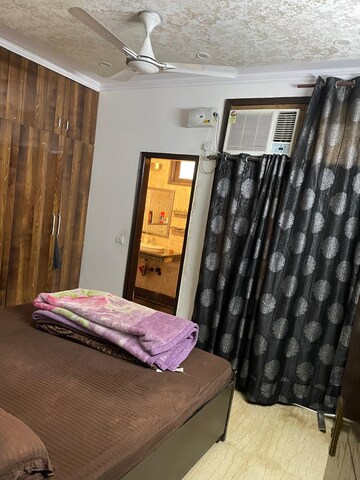 Bedroom in 2 BHK Builder Floor at Lajpat Nagar ii – for Rent