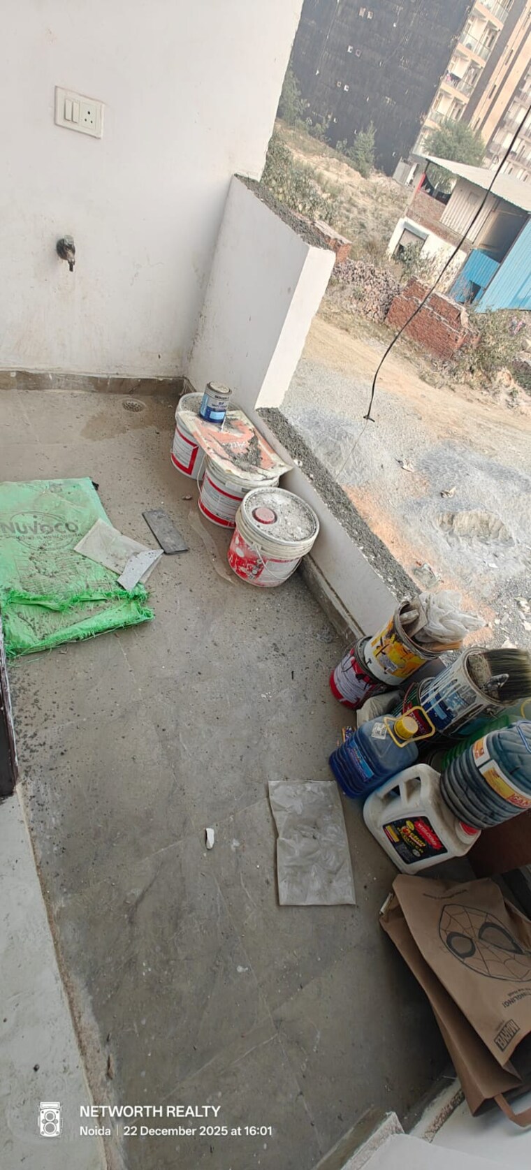  Parking, sector 73 1 Bedroom 600 Sq.Ft. Builder Floor In Sector 73 Noida 9674049