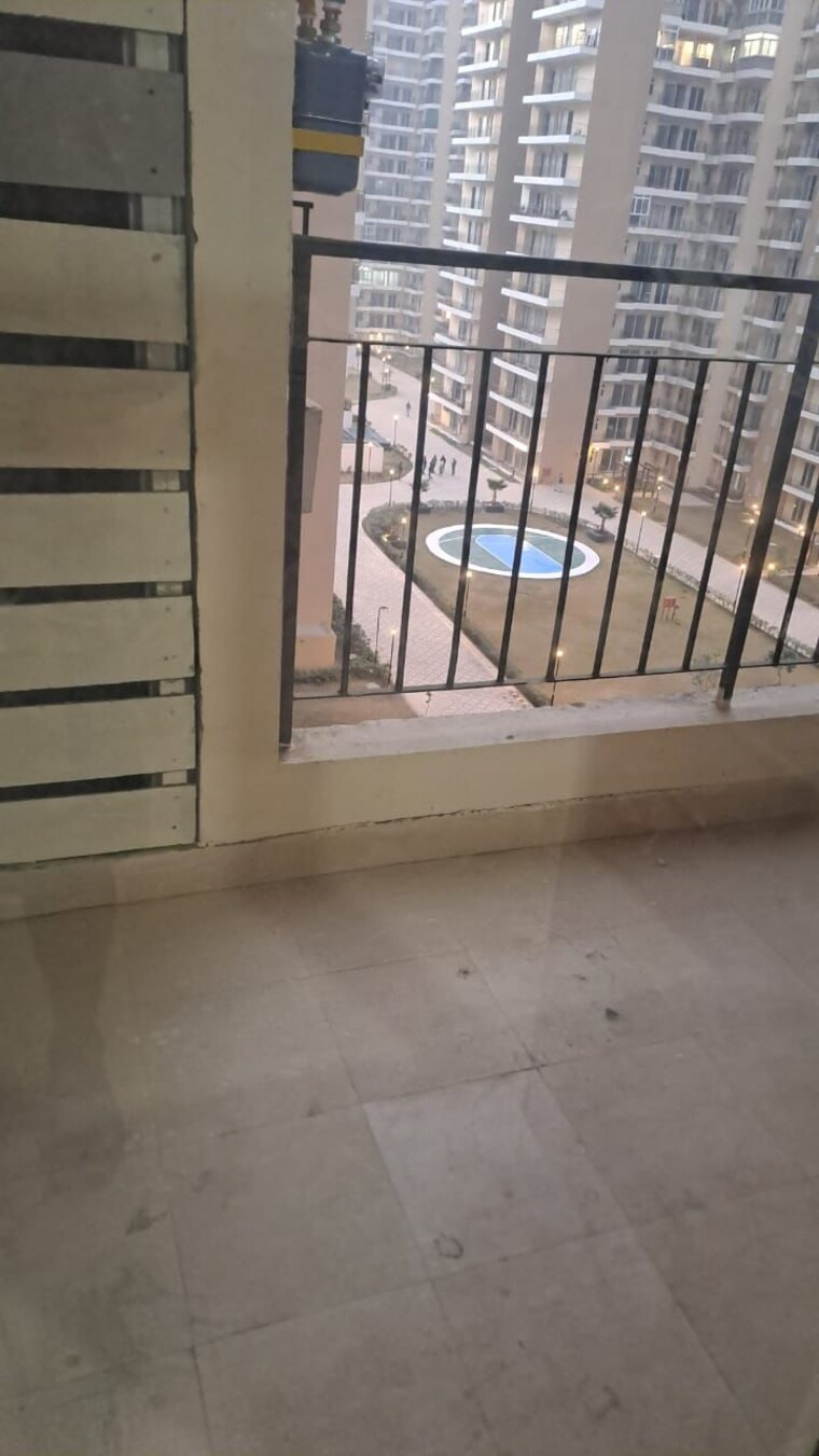 Balcony, amrapali-crystal-homes 3 Bedroom 1700 Sq.Ft. Apartment In Sector 76 Noida 9674081