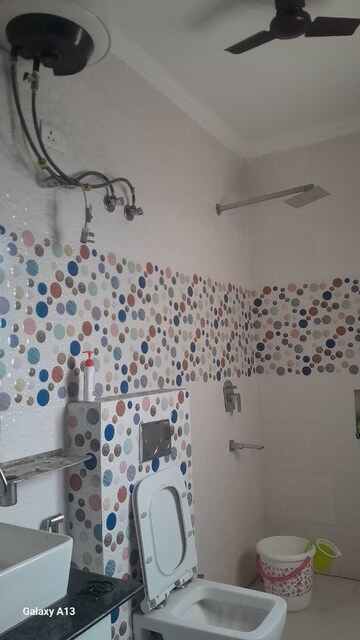 Bathroom in 3 BHK Builder Floor at Uppal Southend, Sector 49 – for Rent