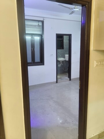 Room in 3 BHK Builder Floor at Bharat Society, Dwarka Mor – for Sale