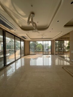 6+ BHK + Servant Room Independent House For Sale in Vasant Vihar