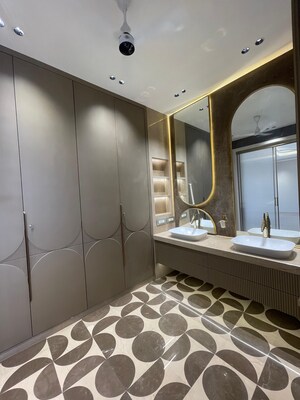 Attached Bathroom in 6+ BHK Independent House at Vasant Vihar – for Sale