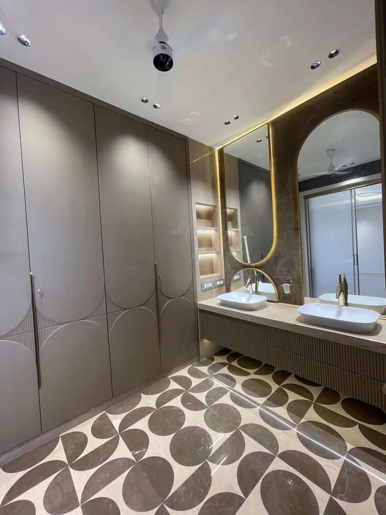 Attached Bathroom, vasant vihar 6+ Bedroom 1200 Sq.Yd. Independent House In Vasant Vihar Delhi 9674092