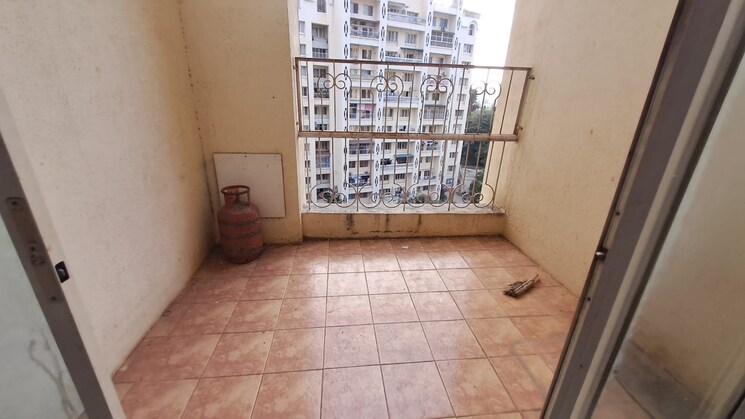 Balcony, kumar-palmgrove 3 Bedroom 1250 Sq.Ft. Apartment In Kondhwa Pune 9674095