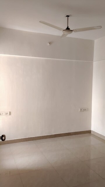 Room in 1.5 BHK Apartment at Amit Colori, Undri – for Sale