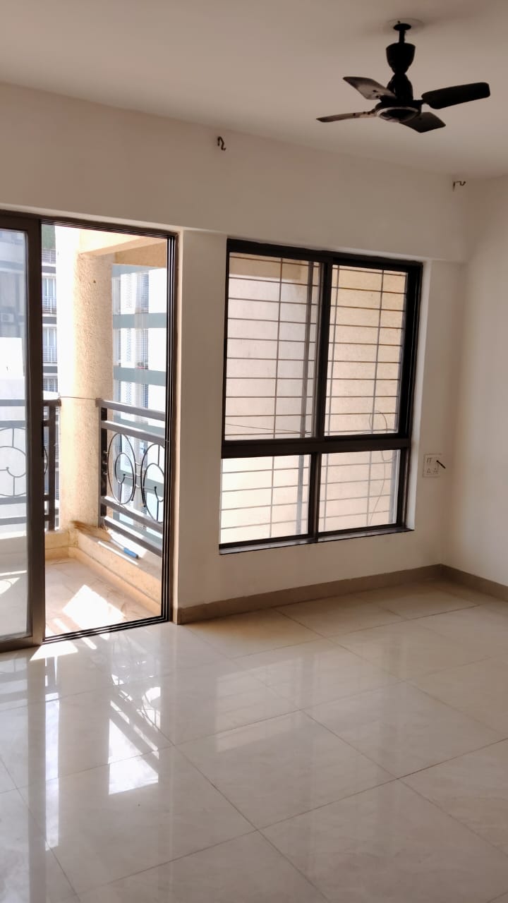 1.5 BHK + Pooja Room Apartment For Sale in Amit Colori