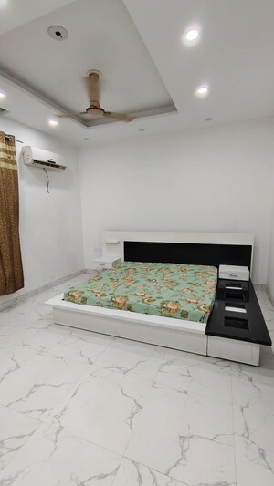 1.5 BHK Independent House For Rent in Sector 52