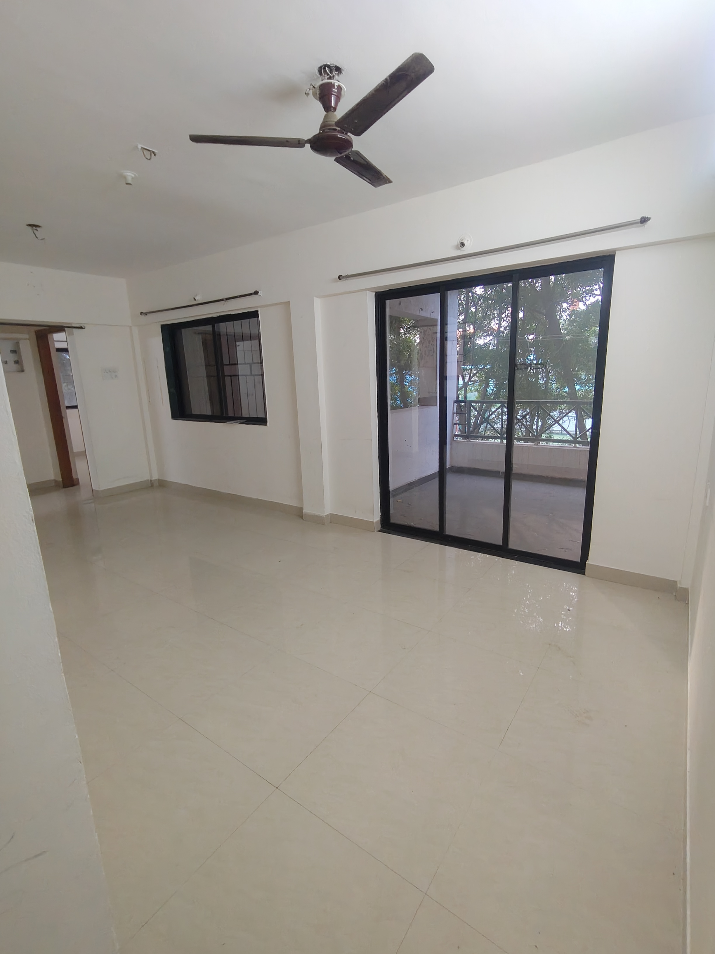 2 BHK + Pooja Room Apartment For Rent in Raheja Vistas Phase 3