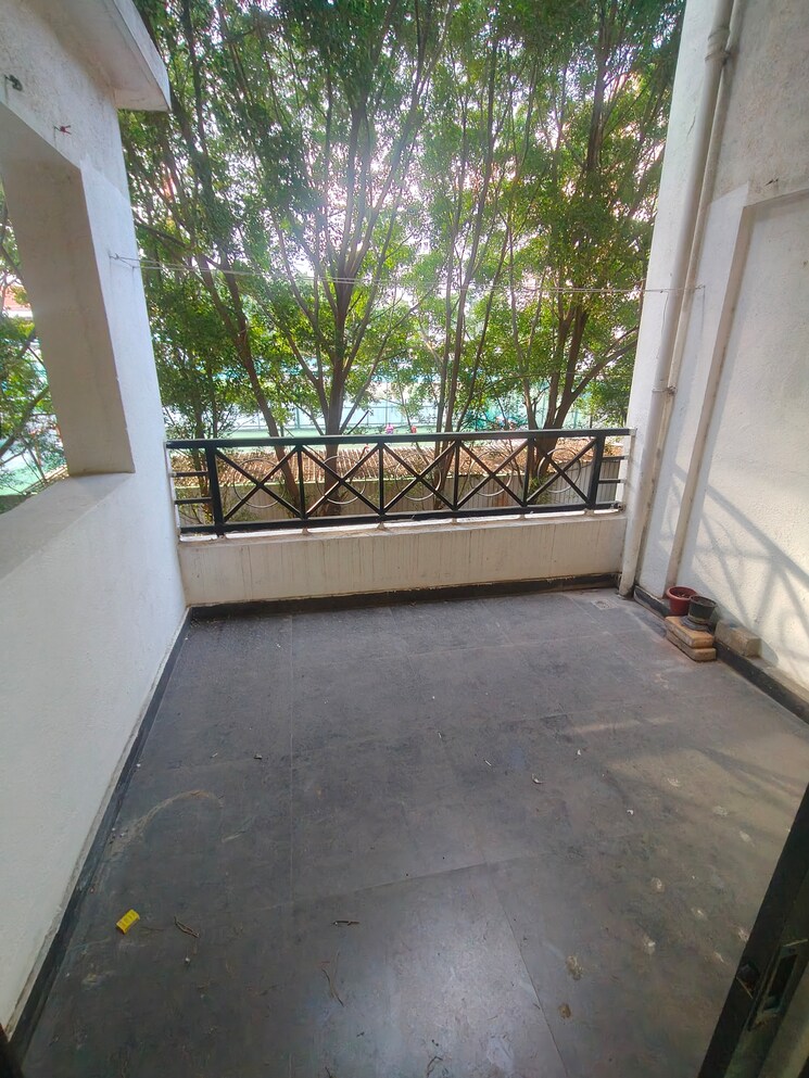 Balcony, raheja-vistas-phase-3 2 Bedroom 801 Sq.Ft. Apartment In Mohammadwadi Pune 9674127
