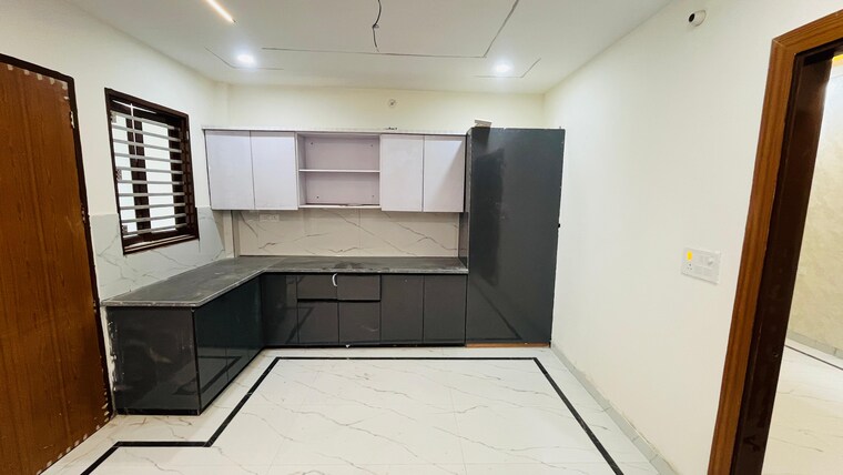 Kitchen, lal kuan 4 Bedroom 1350 Sq.Ft. Independent House In Lal Kuan Ghaziabad 9674132