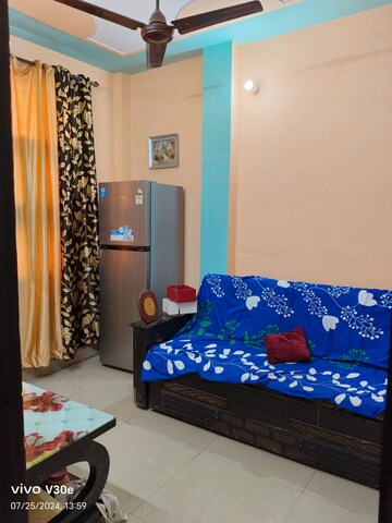 Bedroom in 2 BHK Builder Floor at Mayur Vihar – for Rent