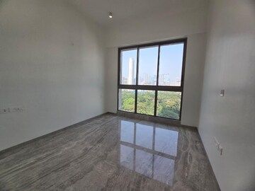 Room in 3 BHK Apartment at Prestige Jasdan Classic, Mahalaxmi – for Rent