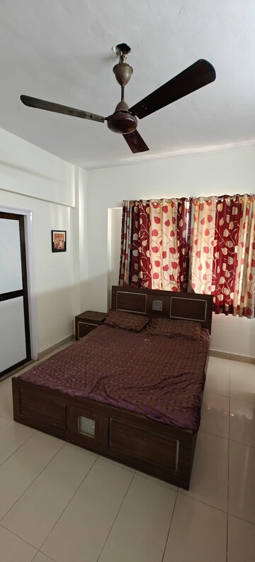 3 BHK Apartment For Rent in Kamala Ashish Tower, Kandivali West
