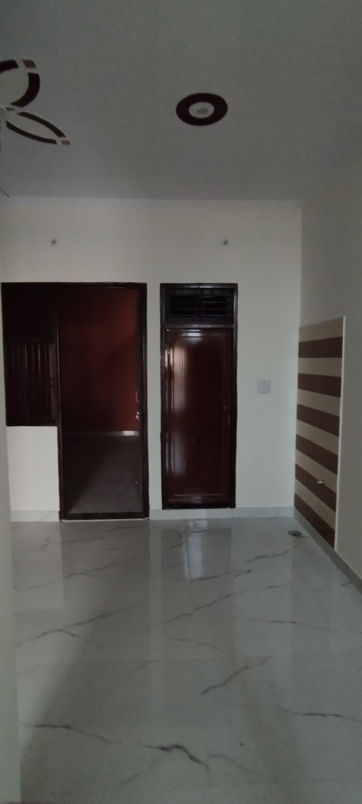 Room, lal kuan 3 Bedroom 1050 Sq.Ft. Independent House In Lal Kuan Ghaziabad 9674163