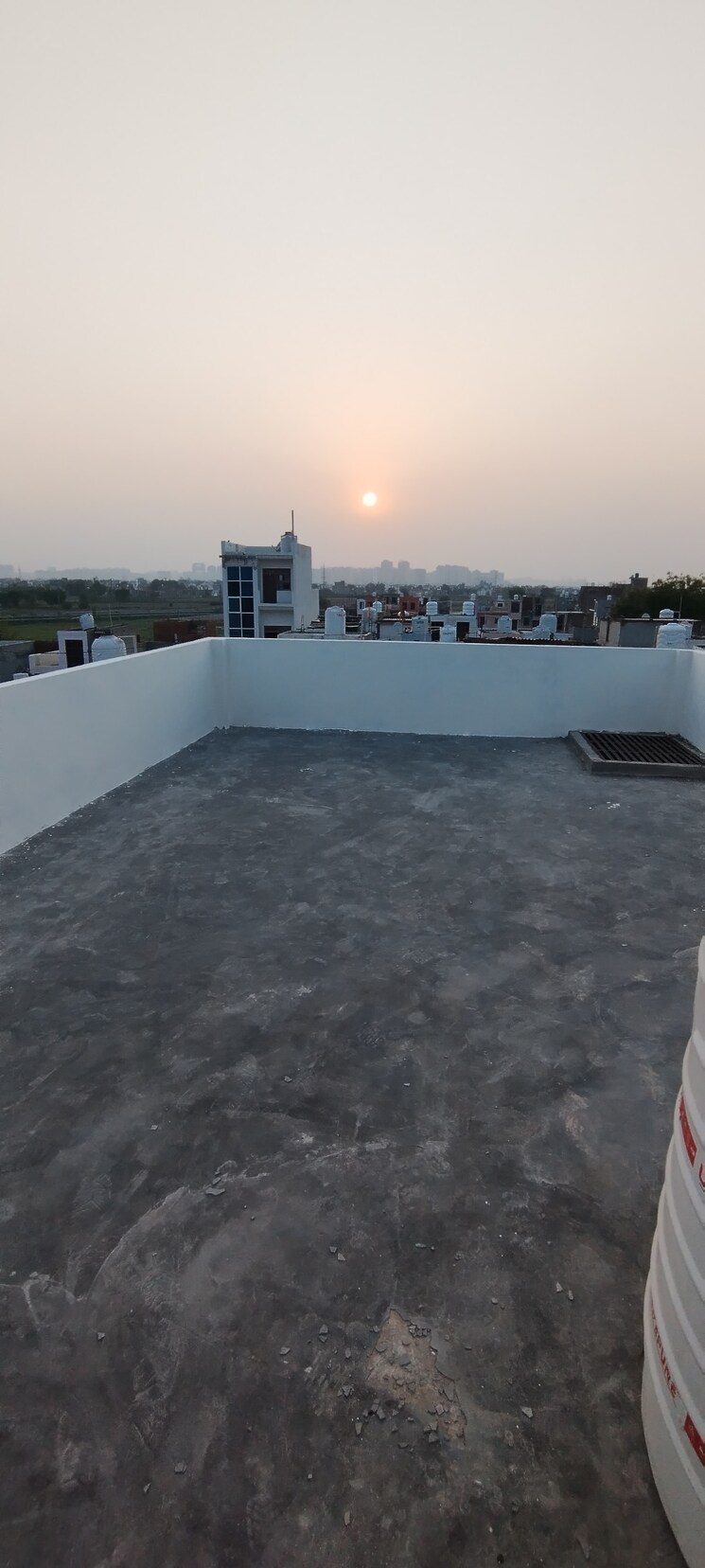 Swimming Pool, lal kuan 3 Bedroom 1050 Sq.Ft. Independent House In Lal Kuan Ghaziabad 9674163