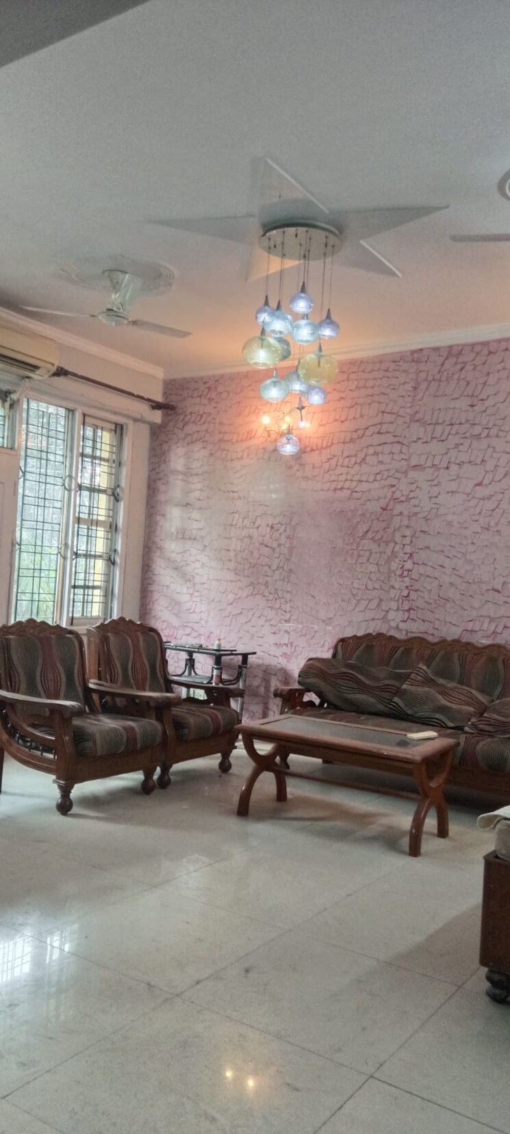 Gym, uppal-southend 3 Bedroom 300 Sq.Yd. Builder Floor In Sector 49 Gurgaon 9674176