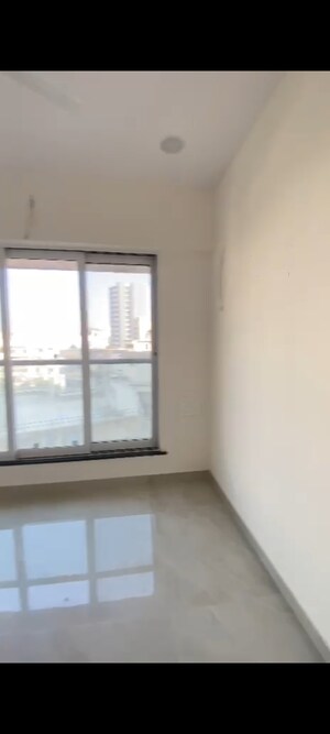 Room in 1 BHK Apartment at Kamlesh Apartment, Andheri East – for Rent