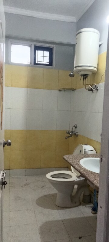Bathroom in 3 BHK Builder Floor at Uppal Southend, Sector 49 – for Sale