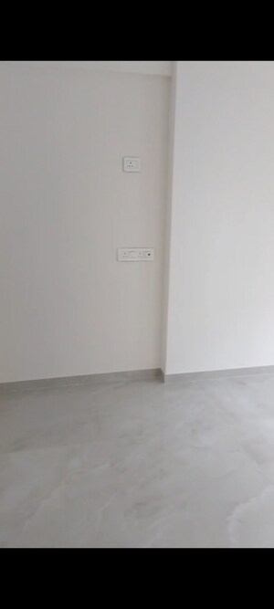 Room in 1 BHK Apartment at Kamlesh Apartment, Andheri East – for Rent