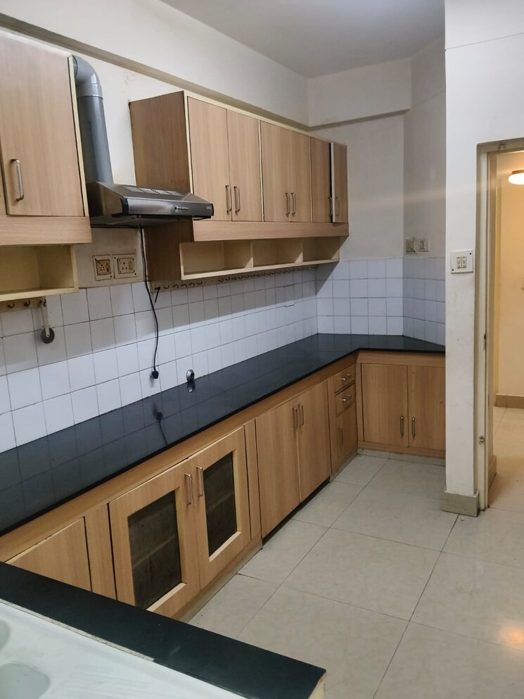 Kitchen, sns-villa 3 Bedroom 2000 Sq.Ft. Apartment In Lavelle Road Bangalore 9674203