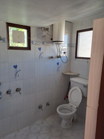 Bathroom in 1 BHK Independent House at Sector 37 – for Rent