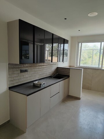 Kitchen in 3 BHK Apartment at Sindhi Colony Ulsoor, Halasuru – for Rent