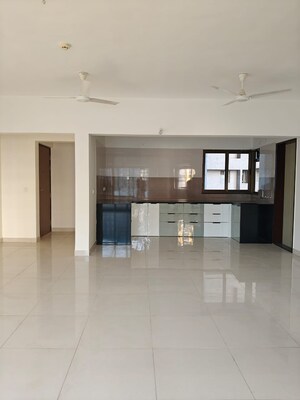 2 BHK Apartment For Rent in Paranjape Blue Ridge, Hinjewadi