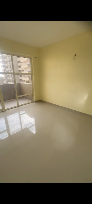 2 BHK Apartment For Sale in Pyramid Pride, Sector 76