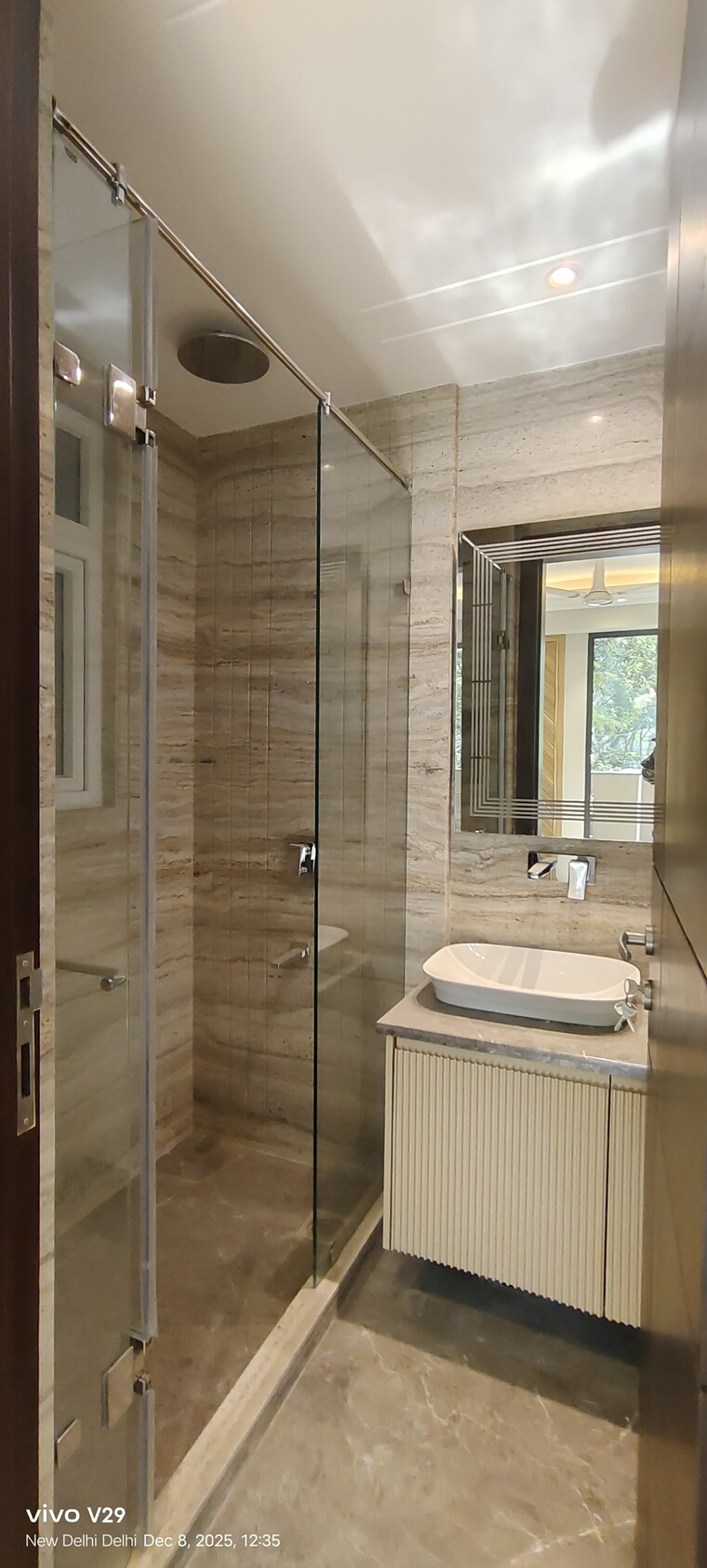 Bathroom, greater kailash i 3 Bedroom 1850 Sq.Ft. Builder Floor In Greater Kailash I Delhi 9674243