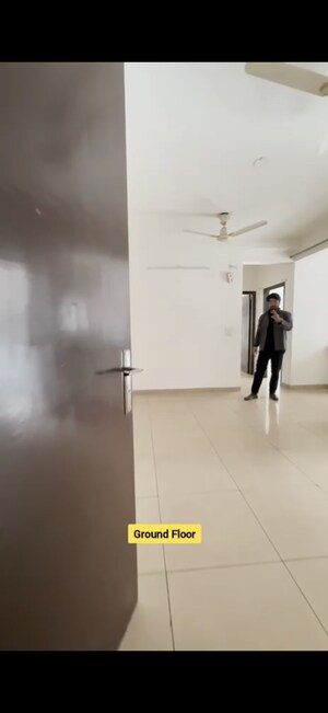 Room in 2 BHK Apartment at Gulshan Bellina, Sector 16 Greater Noida – for Sale