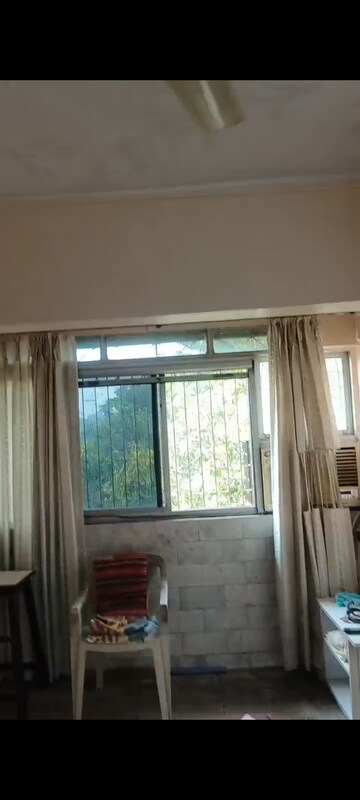 Bedroom in 1 BHK Apartment at Kurla East – for Rent