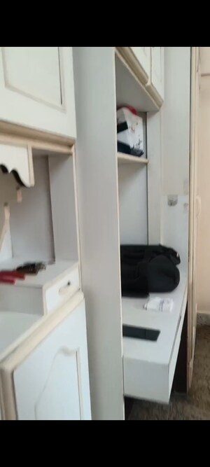 Master Bedroom in 1 BHK Apartment at Kurla East – for Rent