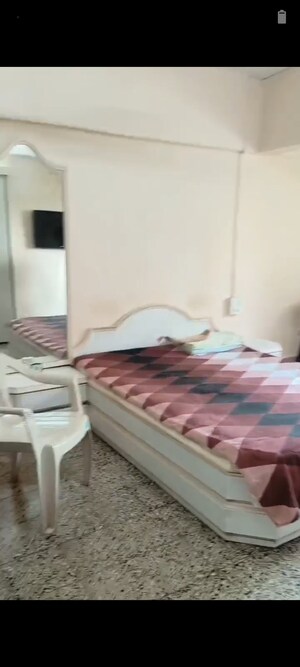 Bedroom in 1 BHK Apartment at Kurla East – for Rent