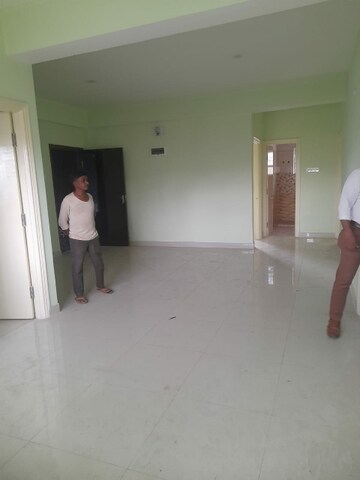 Room in 3 BHK Apartment at Bariatu – for Sale