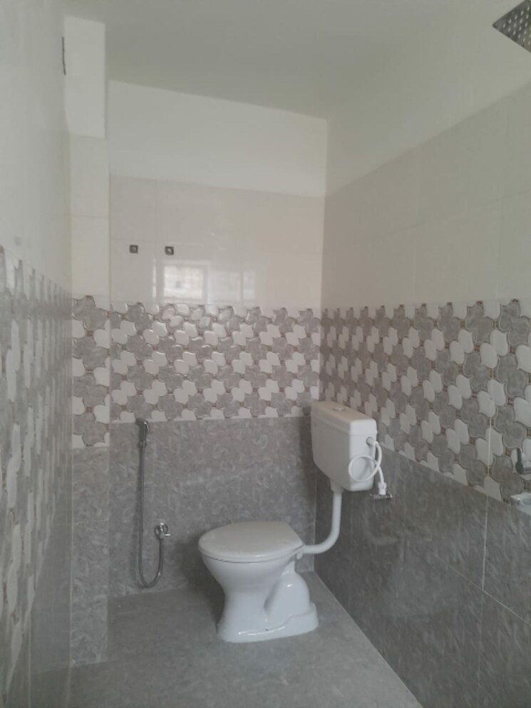 Bathroom, bariatu 3 Bedroom 1500 Sq.Ft. Apartment In Bariatu Ranchi 9674282