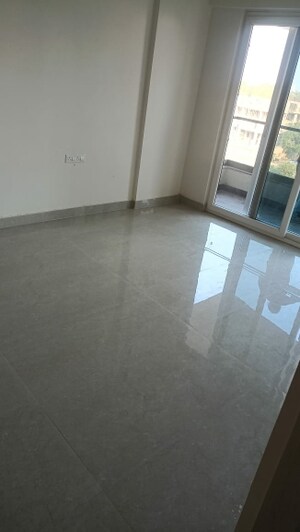 Room in 3 BHK Apartment at Bariatu – for Sale