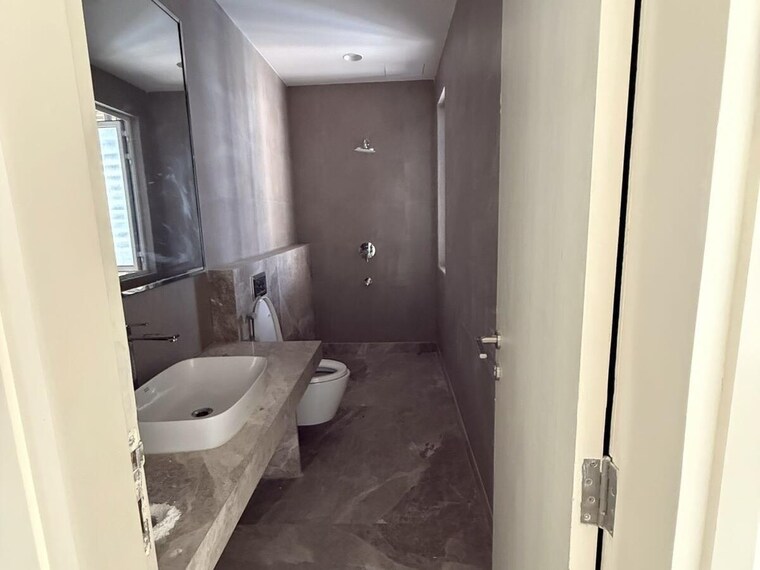 Bathroom, indiabulls-sky-forest 4 Bedroom 2701 Sq.Ft. Apartment In Lower Parel Mumbai 9674314