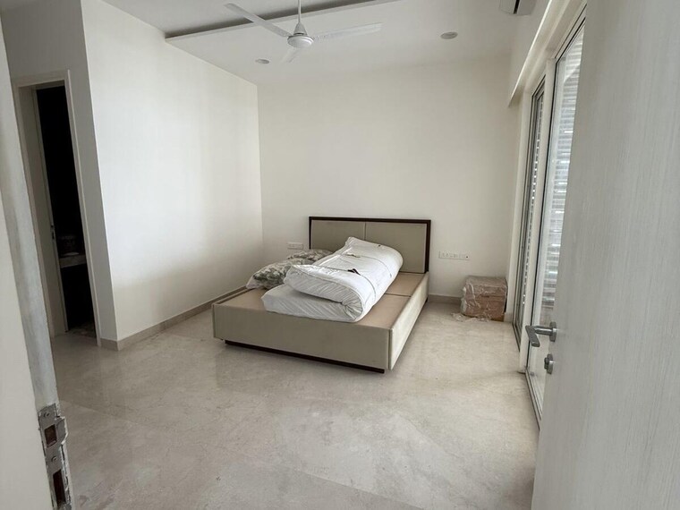Bathroom, indiabulls-sky-forest 4 Bedroom 2701 Sq.Ft. Apartment In Lower Parel Mumbai 9674314