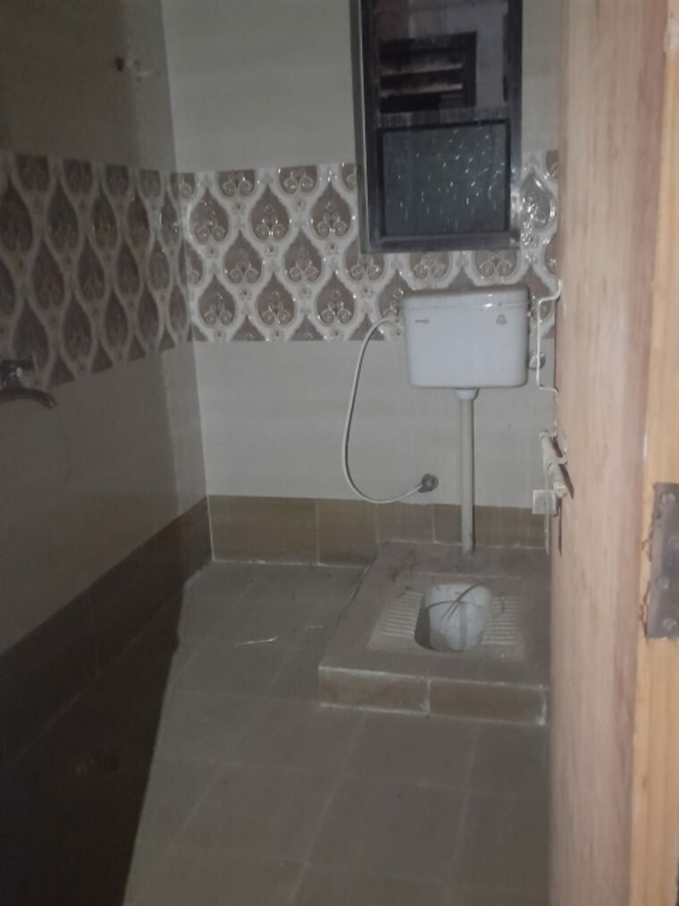 Bathroom, kathal more road 3 Bedroom 1470 Sq.Ft. Apartment In Kathal More Road Ranchi 9674317