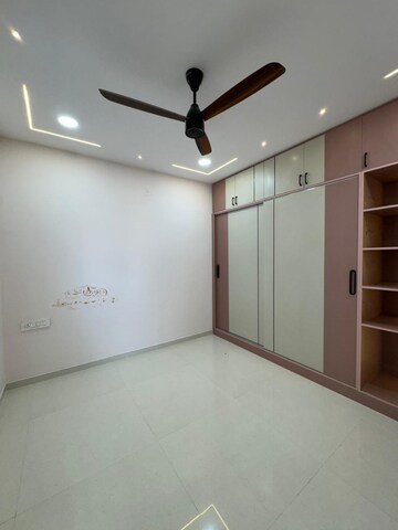 Room in 3 BHK Apartment at Aparna Residency Kondapur, Kondapur – for Rent