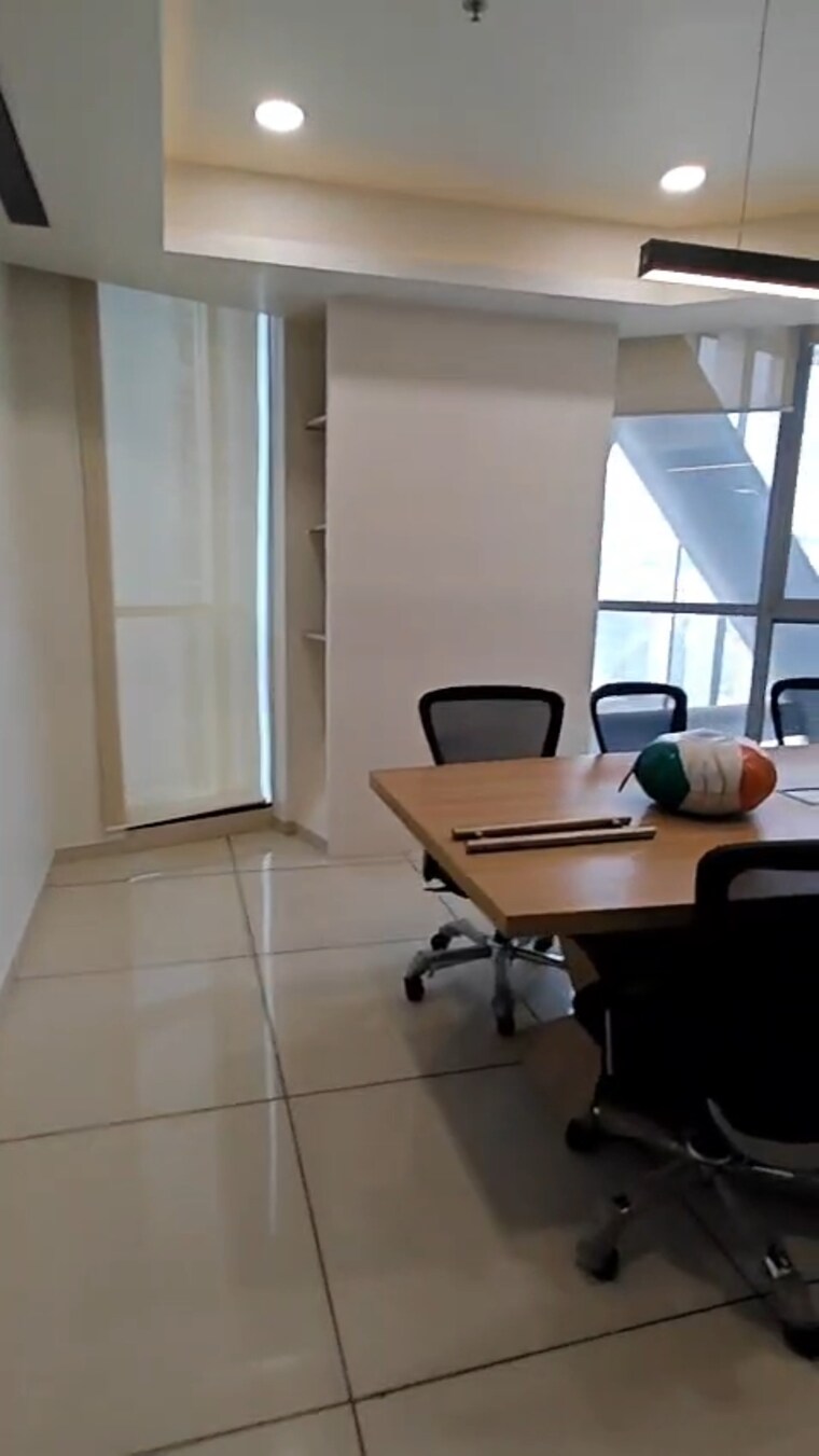 Team Area, chandak-chambers Commercial Office Space 800 Sq.Ft. In Andheri East Mumbai 9674346