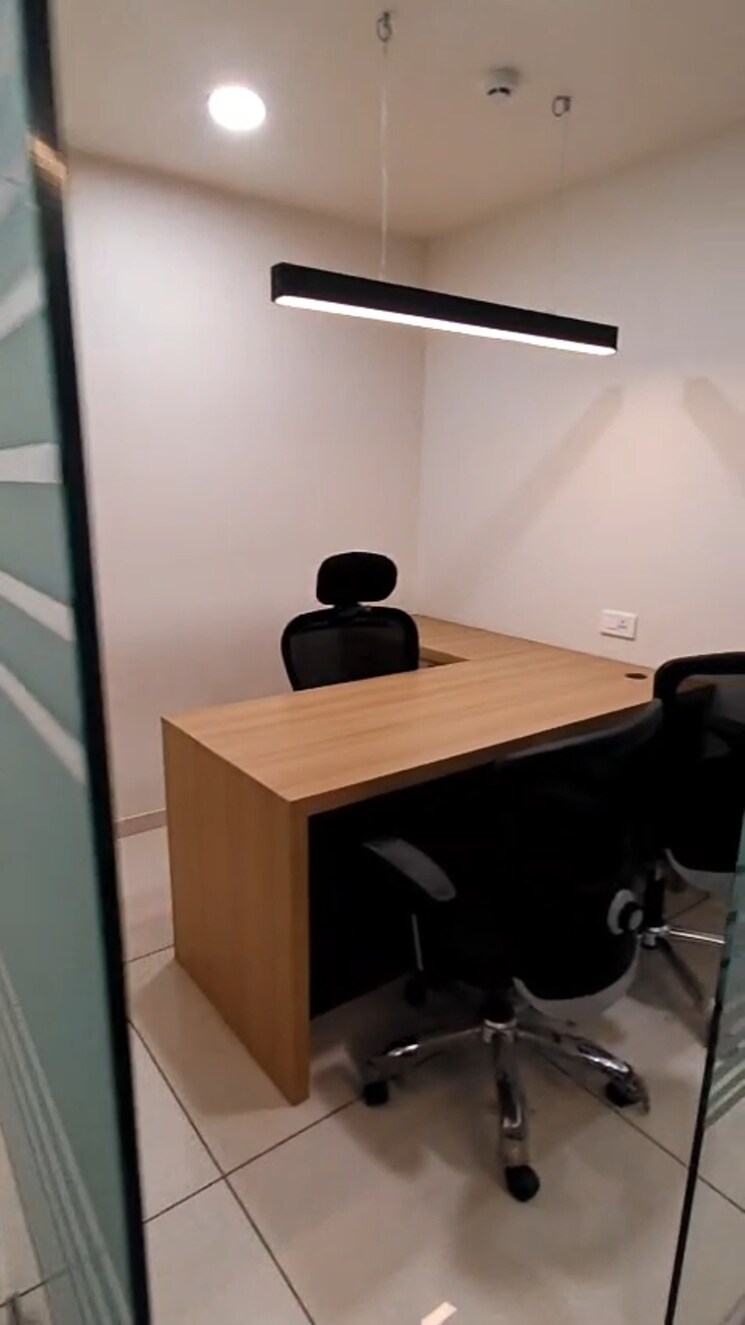 Team Area, chandak-chambers Commercial Office Space 800 Sq.Ft. In Andheri East Mumbai 9674346