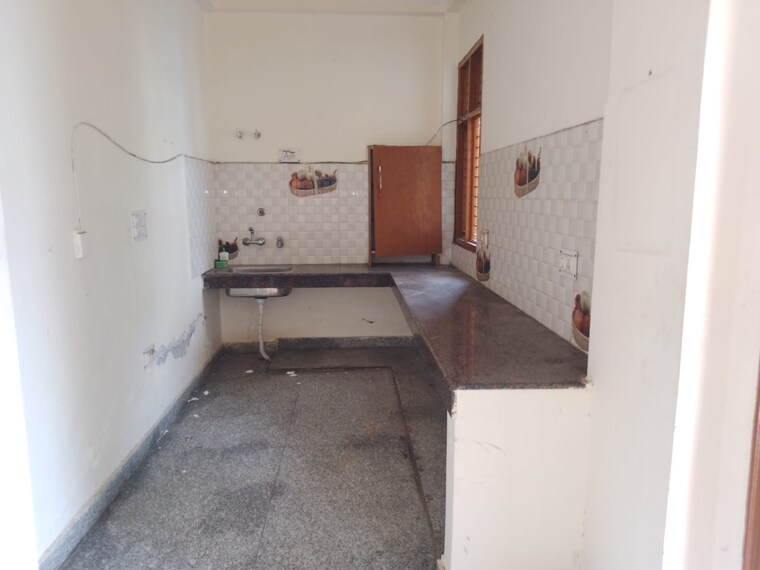 Kitchen, xu 1 greater noida 2 Bedroom 120 Sq.Mt. Independent House In Xu 1 Greater Noida Greater Noida 9674365