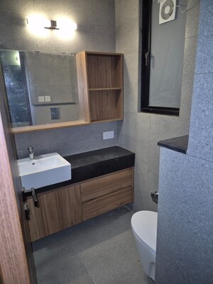 Kitchen in 4 BHK Builder Floor at DLF City Phase IV, Dlf Phase iv – for Sale