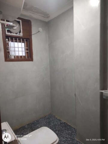 Room in 2 BHK Builder Floor at Mehrauli – for Rent