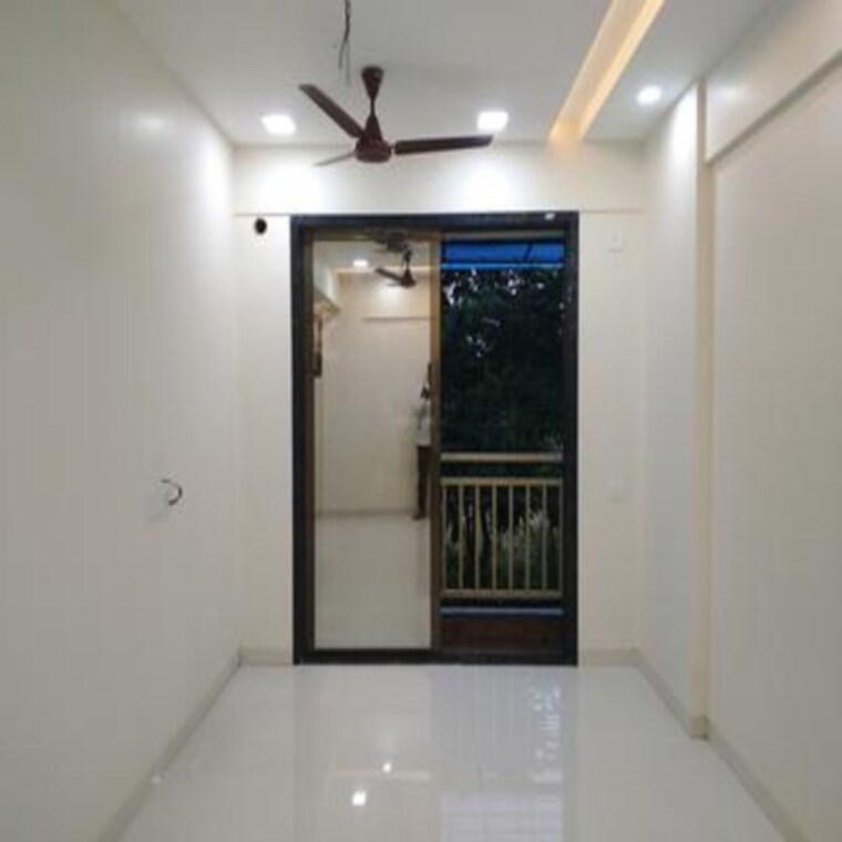 Room, shree-township 1 RK 380 Sq.Ft. Apartment In Boisar Palghar 9674401
