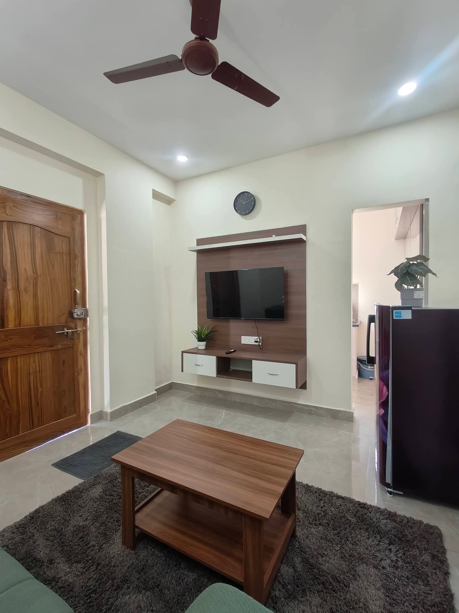 1 BHK + Pooja Room Apartment For Rent in Raghavendra Colony 